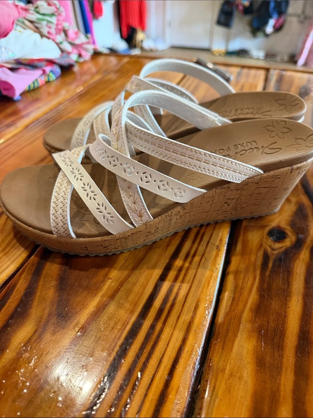 Skechers Cream Floral Laser-Cut Wedge Sandals - Picture 3 of 4